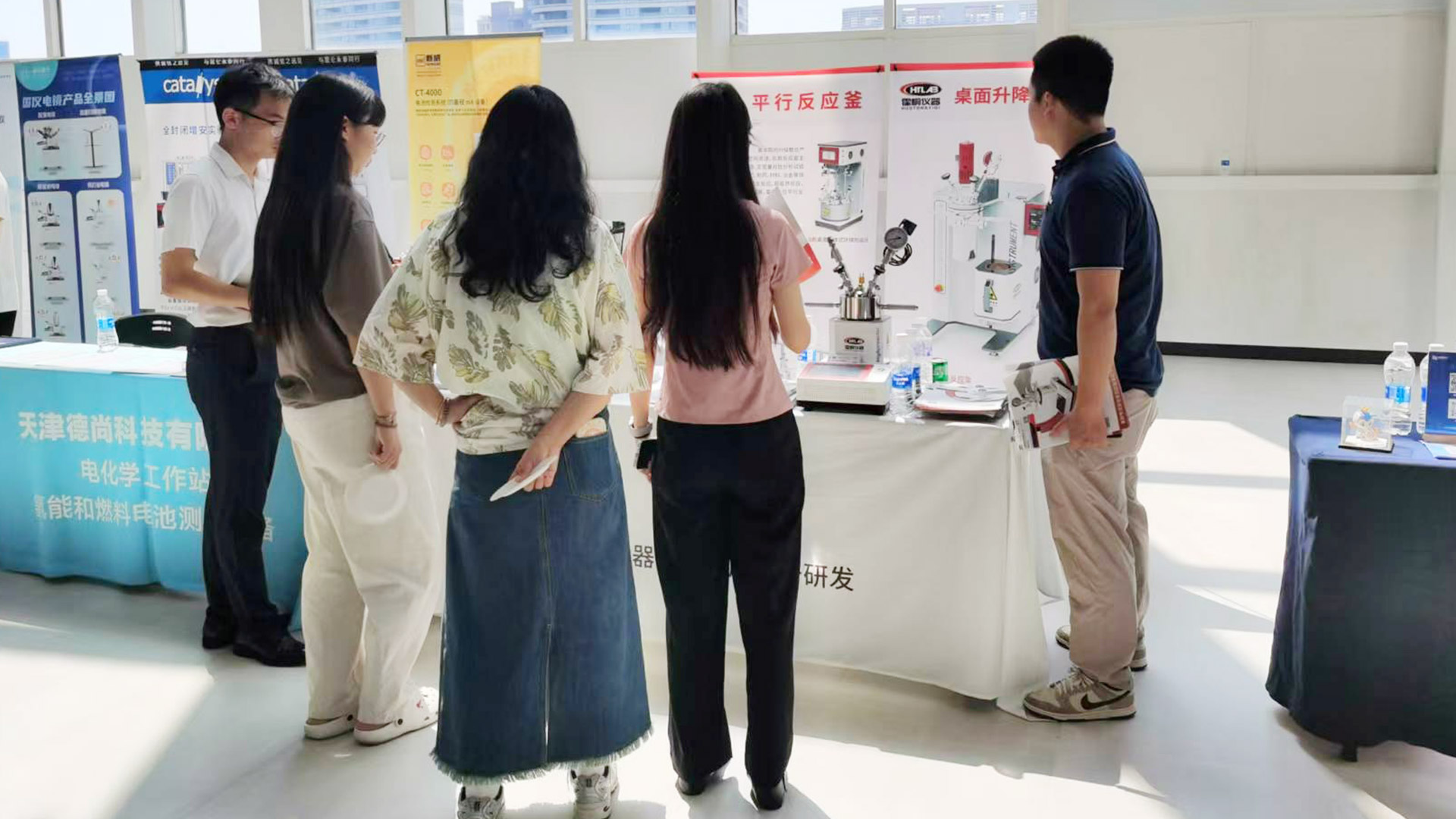 霍桐儀器參加 &ldquo;第十六屆全球華人化工學(xué)者研討會(huì)&rdquo;,實(shí)驗(yàn)室反應(yīng)釜受青睞！新聞主圖